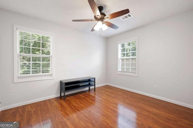 40 Stratford Drive, Douglasville, GA 30134