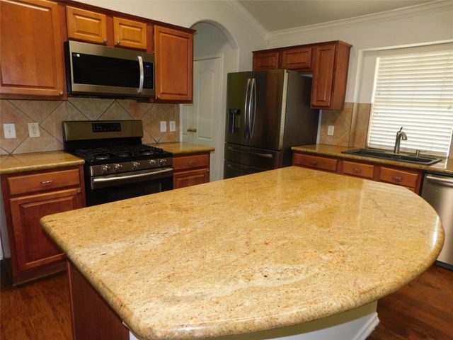 3334 Pebble Beach Lane, Pearland, TX 77584