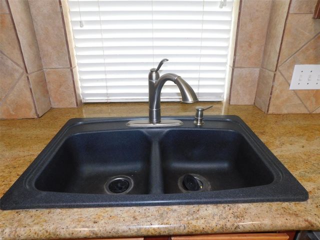 3334 Pebble Beach Lane, Pearland, TX 77584