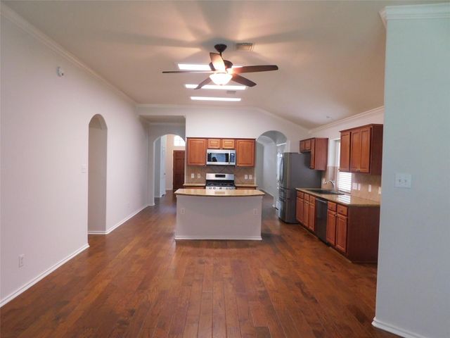 3334 Pebble Beach Lane, Pearland, TX 77584