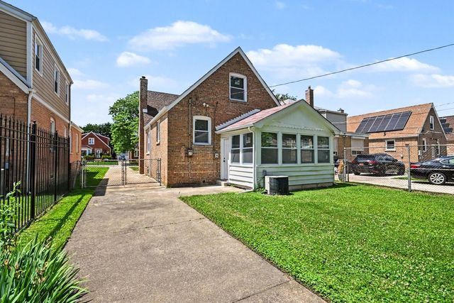 10827 S Peoria Street, Chicago, IL 60643