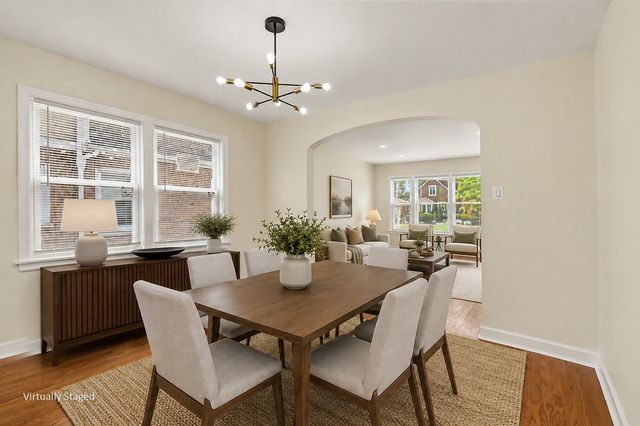 10827 S Peoria Street, Chicago, IL 60643