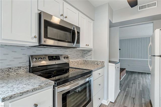 945 Indian CIR, Virginia Beach, VA 23451
