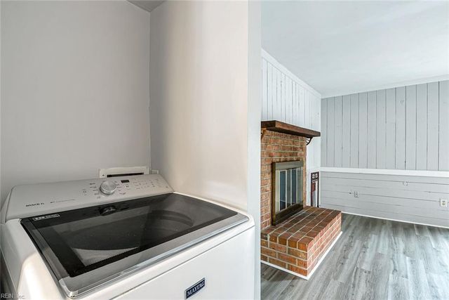 945 Indian CIR, Virginia Beach, VA 23451