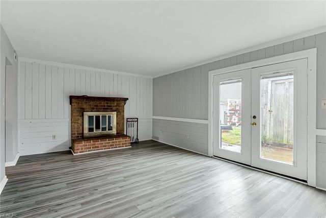 945 Indian CIR, Virginia Beach, VA 23451