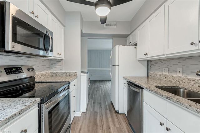 945 Indian CIR, Virginia Beach, VA 23451