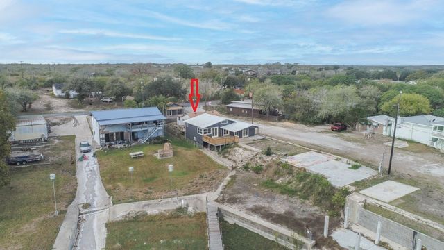 101 White Point Trai, Sandia, TX 78383