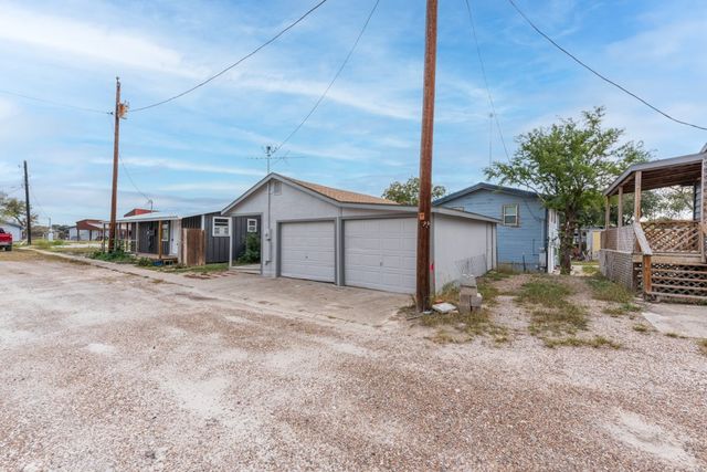 101 White Point Trai, Sandia, TX 78383