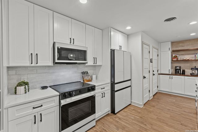 344 Prinz Dr, San Antonio, TX 78213