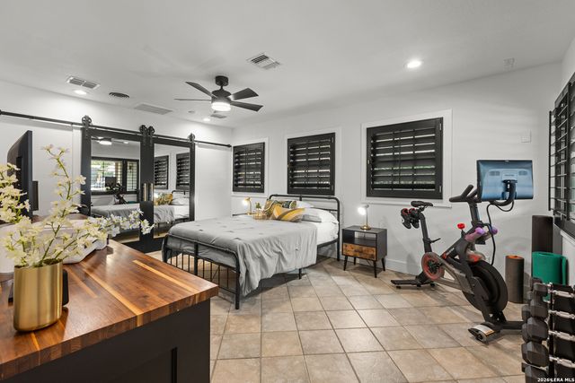 344 Prinz Dr, San Antonio, TX 78213