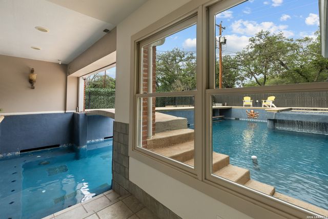 344 Prinz Dr, San Antonio, TX 78213