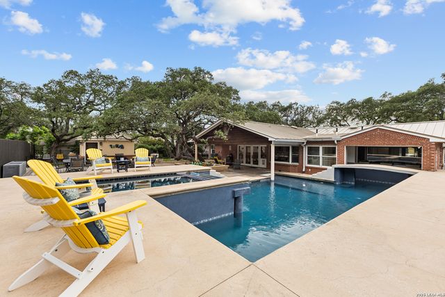 344 Prinz Dr, San Antonio, TX 78213