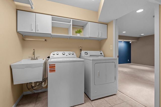 810 River Lane, Anoka, MN 55303