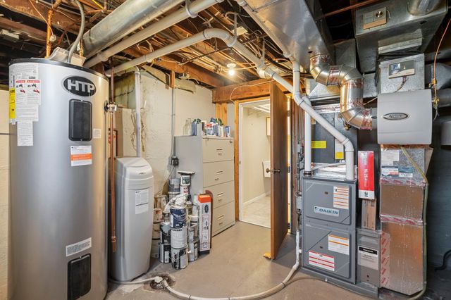 810 River Lane, Anoka, MN 55303