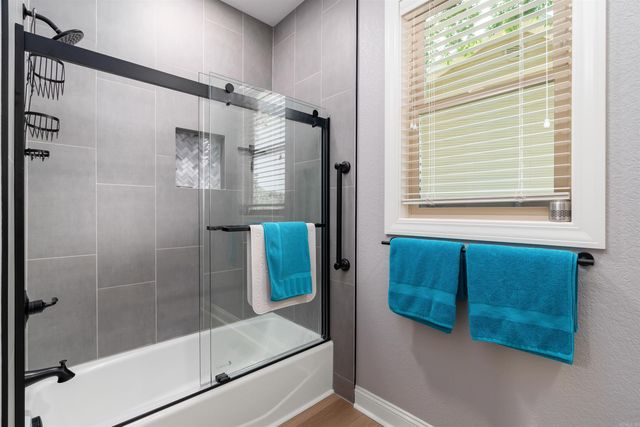 6 Nina Trace, Hot Springs Village, AR 71909