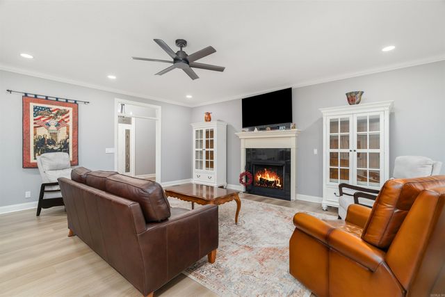 6 Nina Trace, Hot Springs Village, AR 71909