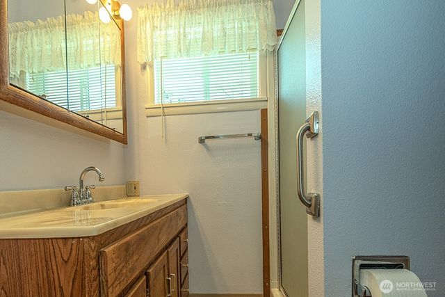 318 NE Lambert Avenue, College Place, WA 99324