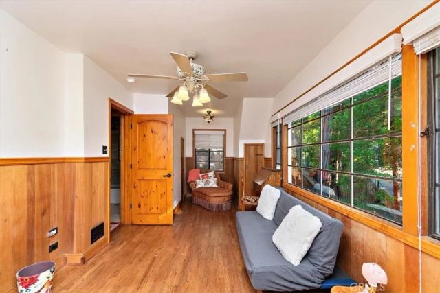 329 Summit Road, Lake Arrowhead, CA 92352
