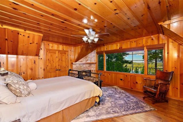 329 Summit Road, Lake Arrowhead, CA 92352