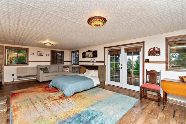 329 Summit Road, Lake Arrowhead, CA 92352