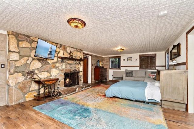 329 Summit Road, Lake Arrowhead, CA 92352