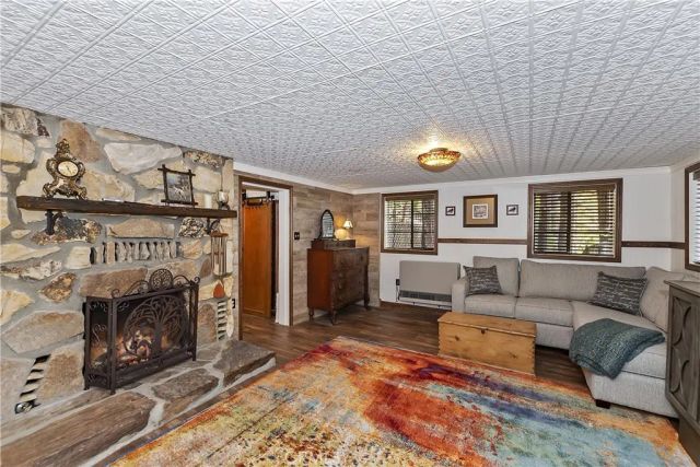 329 Summit Road, Lake Arrowhead, CA 92352