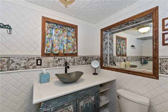 329 Summit Road, Lake Arrowhead, CA 92352