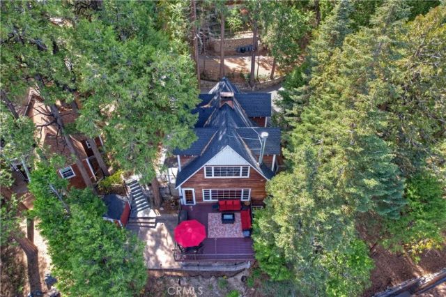 329 Summit Road, Lake Arrowhead, CA 92352