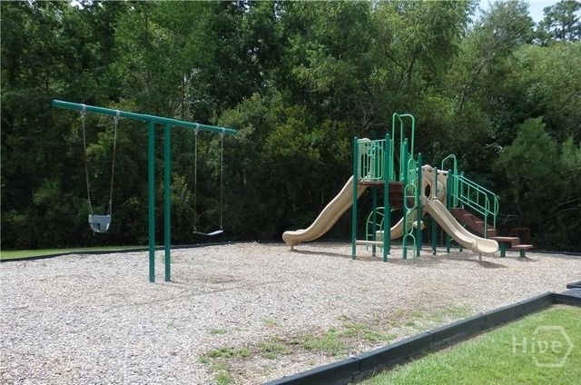 48 Cypress Lane, Richmond Hill, GA 31324