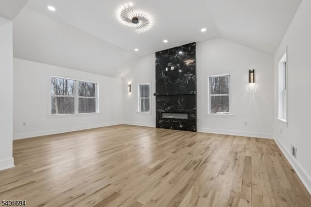 23 Meadow Ln, Sparta Twp., NJ 07871