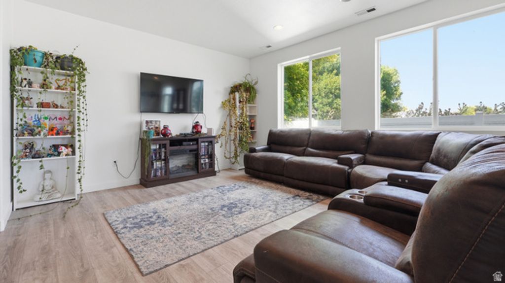 3856 S 2915 W, West Haven, UT 84401 — photo 4