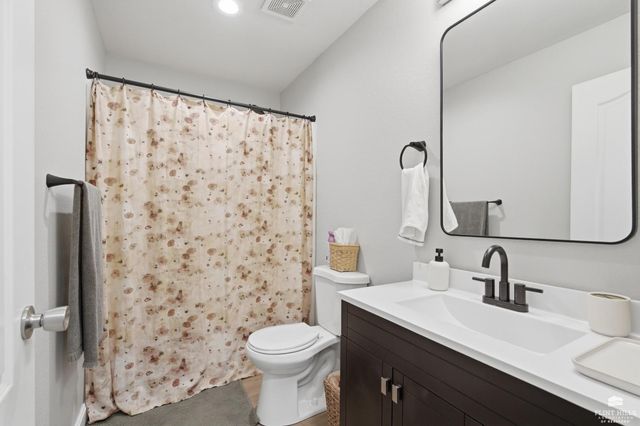 2621 Brookpointe Circle, Manhattan, KS 66502