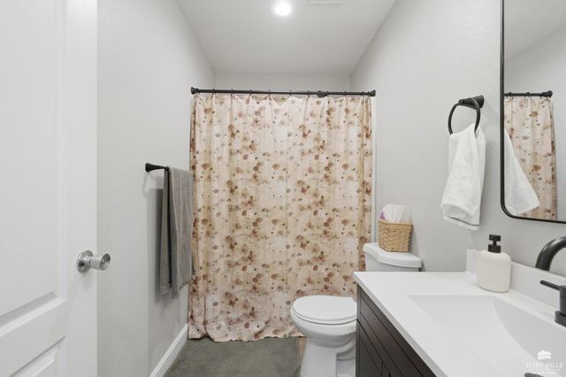 2621 Brookpointe Circle, Manhattan, KS 66502