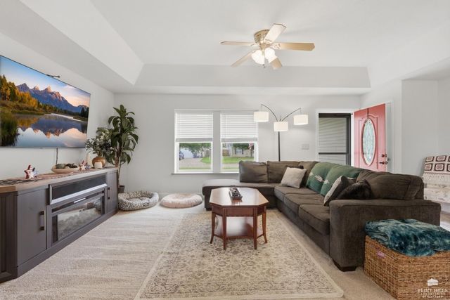2621 Brookpointe Circle, Manhattan, KS 66502