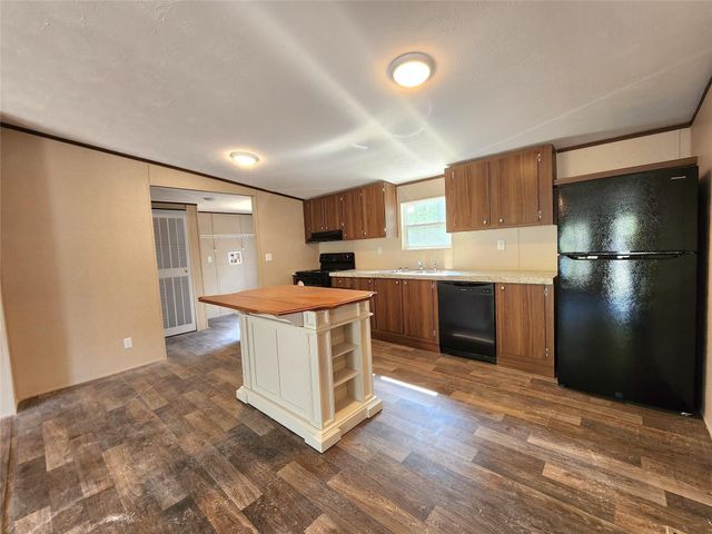 1010 Hidden Oaks Drive, Point Blank, TX 77364