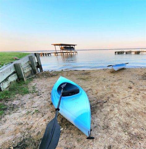 1010 Hidden Oaks Drive, Point Blank, TX 77364