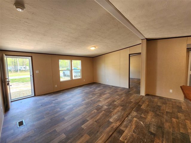 1010 Hidden Oaks Drive, Point Blank, TX 77364