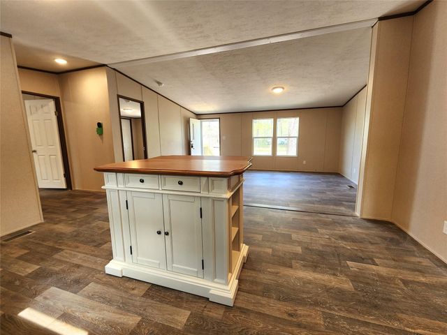 1010 Hidden Oaks Drive, Point Blank, TX 77364