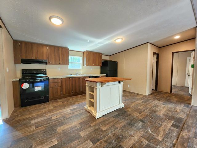 1010 Hidden Oaks Drive, Point Blank, TX 77364