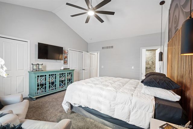 26136 Juliagrove Lane, New Baltimore, MI 48051