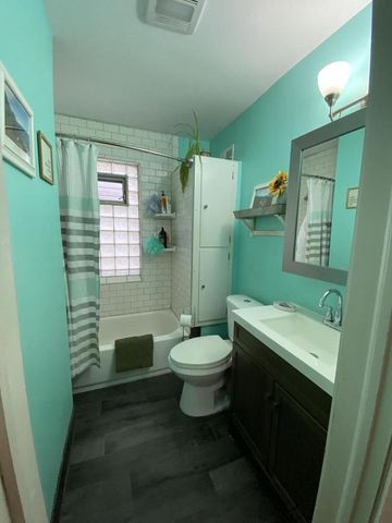 2936 N 86th STREET, Milwaukee, WI 53222