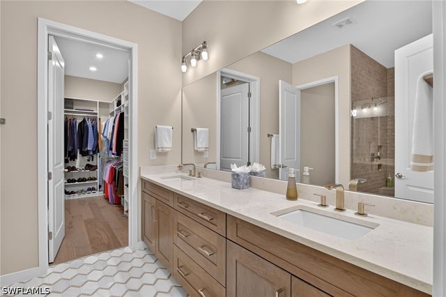 14596 Kingfisher LOOP, Naples, FL 34120