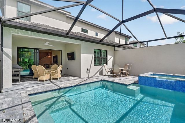 14596 Kingfisher LOOP, Naples, FL 34120