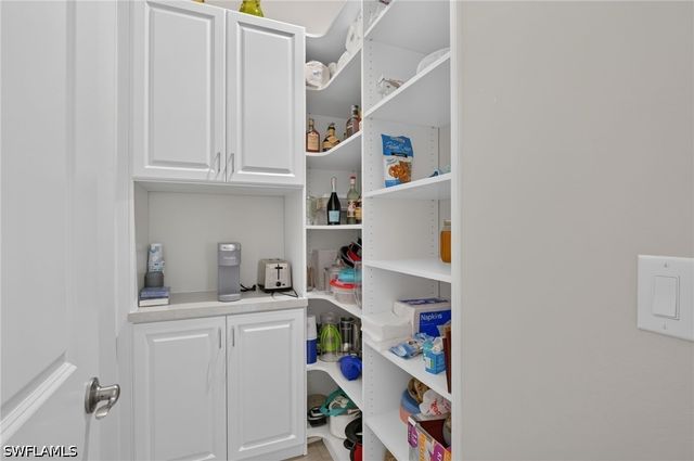 14596 Kingfisher LOOP, Naples, FL 34120