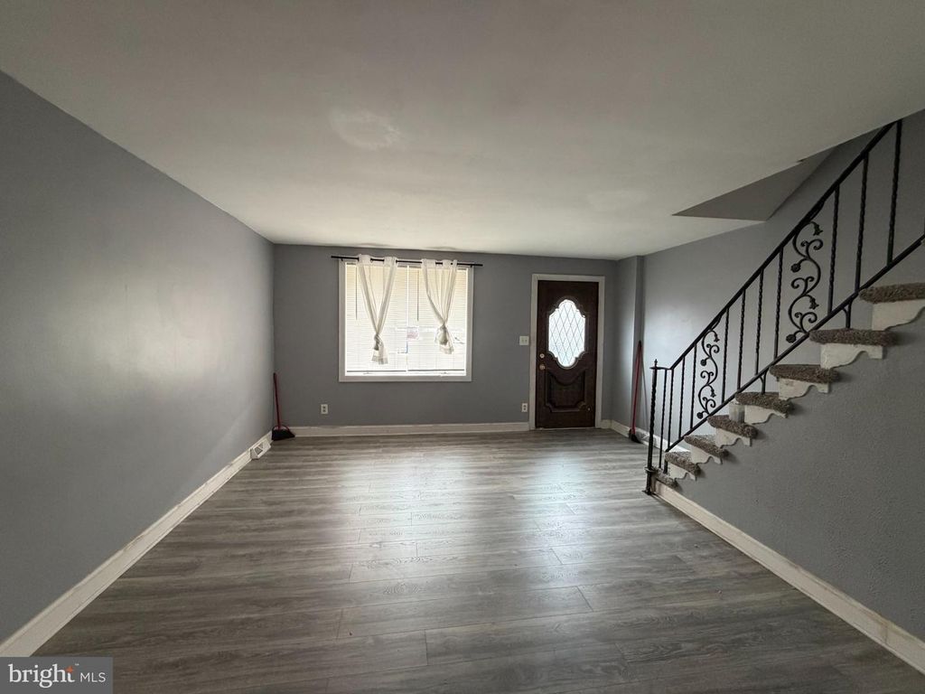 4443 LORING ST, Philadelphia, PA 19136 — photo 3