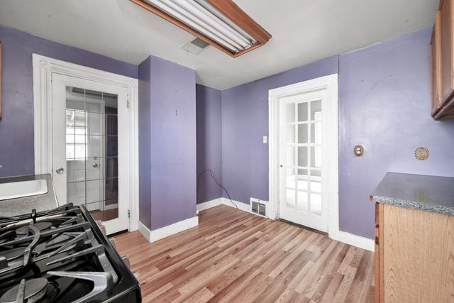 21 Ardale St, Boston, MA 02131