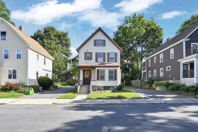 21 Ardale St, Boston, MA 02131