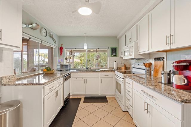 8204 HEARTWOOD LANE, Hudson, FL 34667