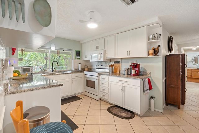 8204 HEARTWOOD LANE, Hudson, FL 34667