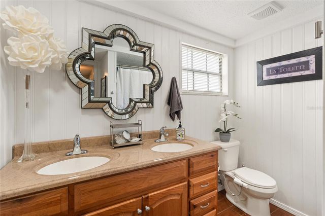 8204 HEARTWOOD LANE, Hudson, FL 34667